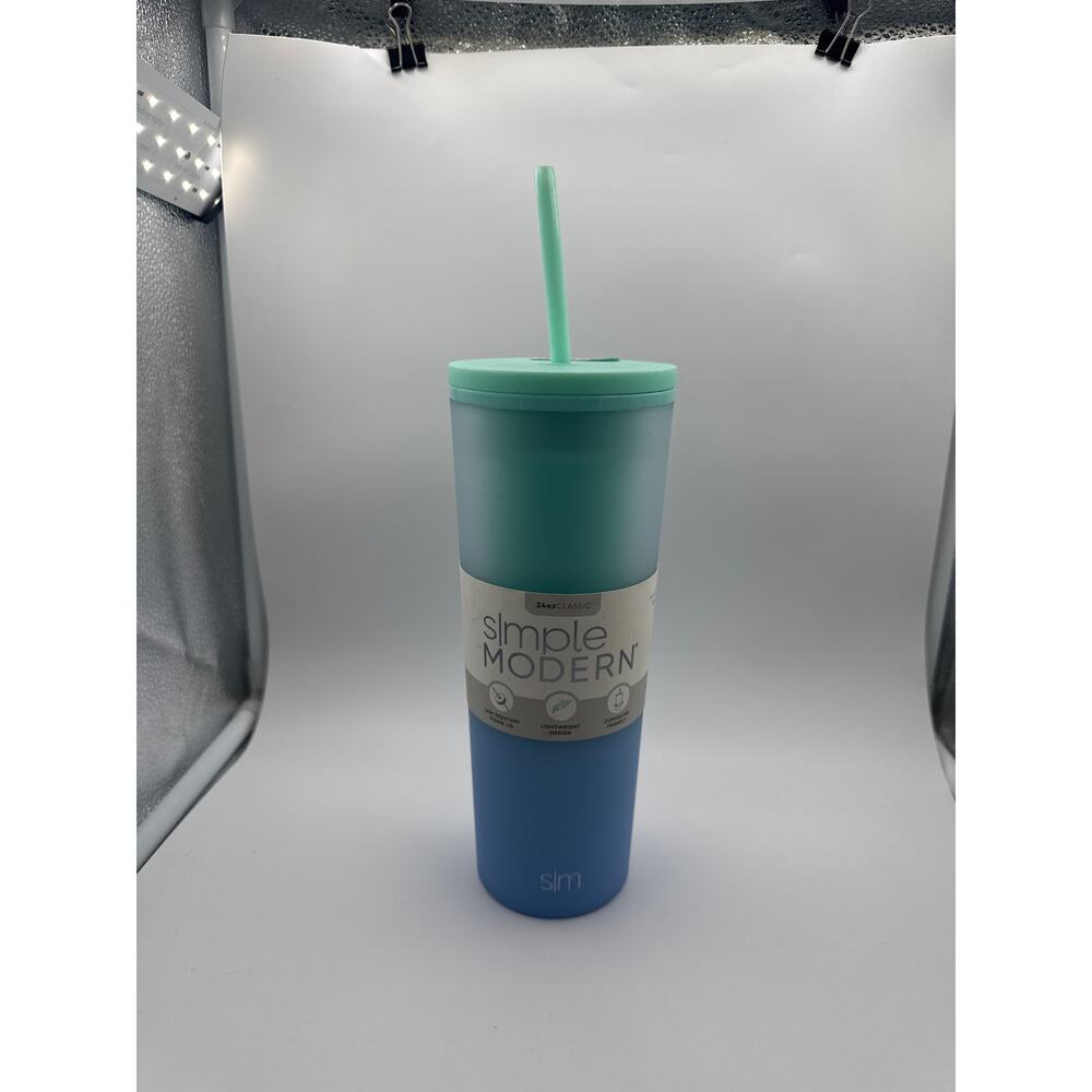 Simple Modern Insulated Tumbler with Lid and Straw 24 ounce classic